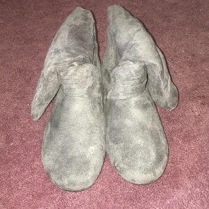 grey boots